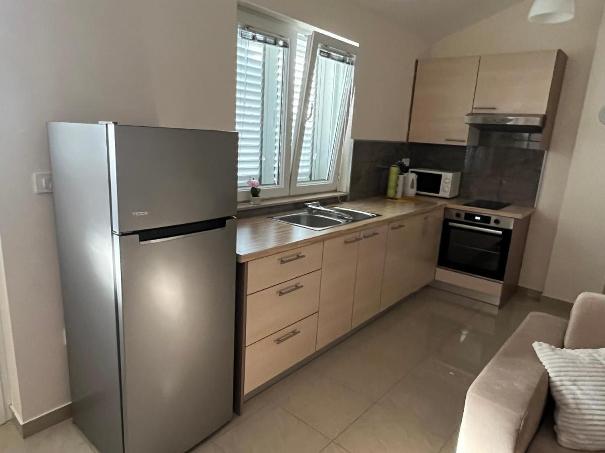 Apartmani Nina I Niko Ugljan Oda fotoğraf
