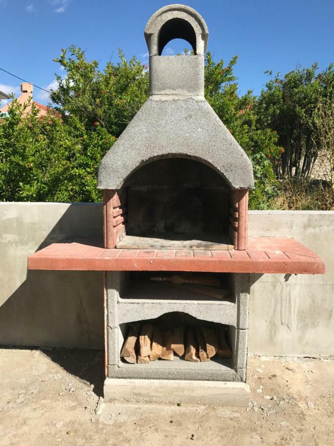 Apartmani Nina I Niko Ugljan Dış mekan fotoğraf